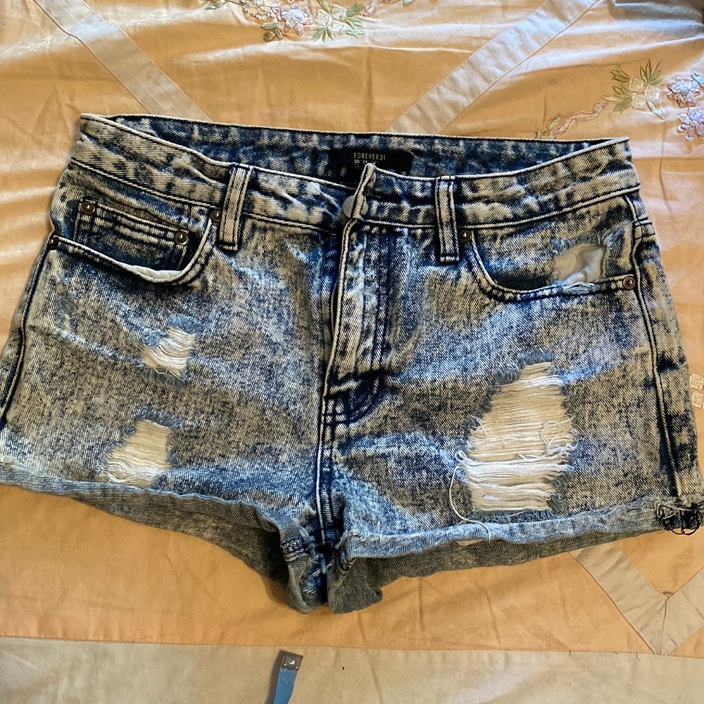- Forever 21 denim shorts 5 for 35